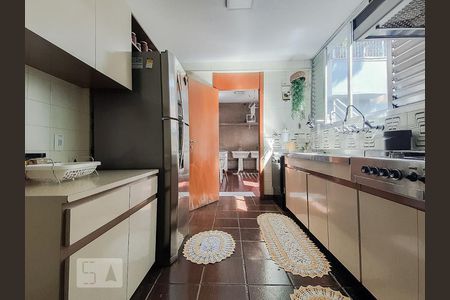 Casa à venda com 630m², 3 quartos e 4 vagasCozinha