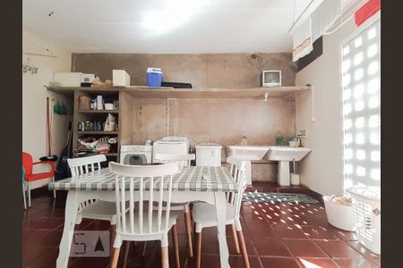 Casa à venda com 630m², 3 quartos e 4 vagasÁrea de Serviço