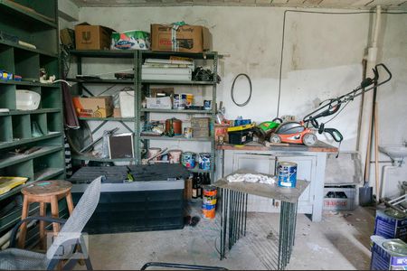 Casa à venda com 630m², 3 quartos e 4 vagasDeposito