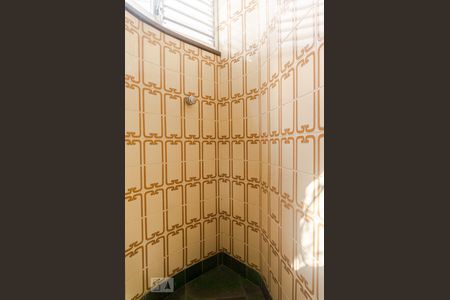 Casa à venda com 630m², 3 quartos e 4 vagasLavabo 2