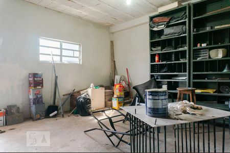 Casa à venda com 630m², 3 quartos e 4 vagasDeposito