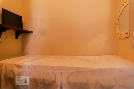 Casa à venda com 630m², 3 quartos e 4 vagasQuarto de Serviço