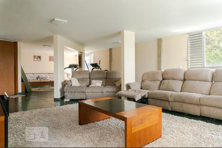 Sala de casa à venda com 3 quartos, 630m² em Parque São Domingos, São Paulo