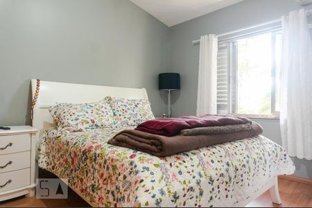 Casa à venda com 630m², 3 quartos e 4 vagasSuíte