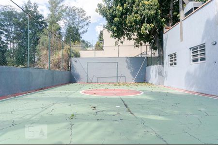 Casa à venda com 630m², 3 quartos e 4 vagasQuadra