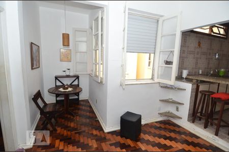 Sala de apartamento para alugar com 3 quartos, 80m² em Copacabana, Rio de Janeiro