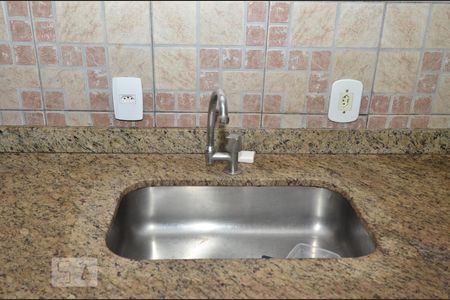 Cozinha de apartamento para alugar com 3 quartos, 80m² em Copacabana, Rio de Janeiro