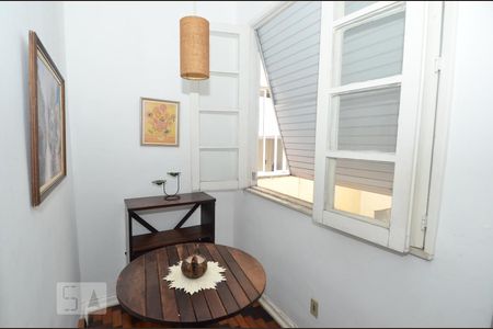 Sala de apartamento para alugar com 3 quartos, 80m² em Copacabana, Rio de Janeiro