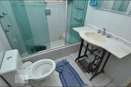 Apartamento para alugar com 80m², 3 quartos e sem vagaBanheiro