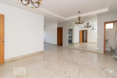 Apartamento para alugar com 150m², 4 quartos e 4 vagasSala