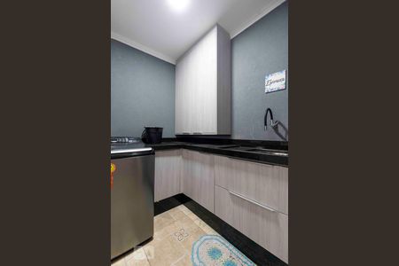 Casa à venda com 180m², 3 quartos e 2 vagas Casa à venda com 180m², 3 quartos e 2 vagasÁrea de Serviço