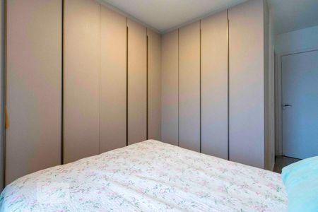 Casa à venda com 180m², 3 quartos e 2 vagas Casa à venda com 180m², 3 quartos e 2 vagasSuite 3