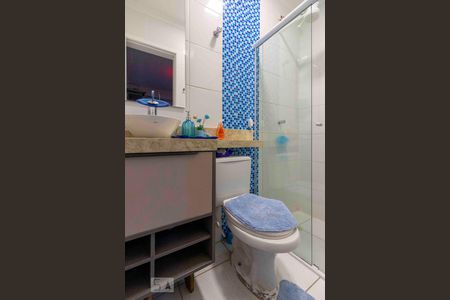 Casa à venda com 180m², 3 quartos e 2 vagas Casa à venda com 180m², 3 quartos e 2 vagasBanheiro Suite 2