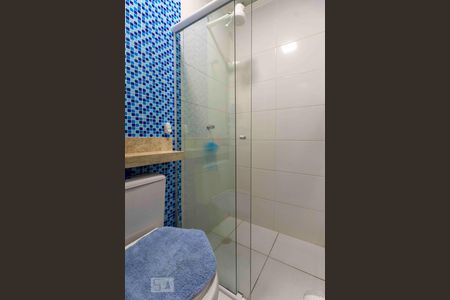 Casa à venda com 180m², 3 quartos e 2 vagas Casa à venda com 180m², 3 quartos e 2 vagasBanheiro Suite 2