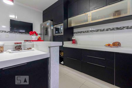 Casa à venda com 180m², 3 quartos e 2 vagas Casa à venda com 180m², 3 quartos e 2 vagasCozinha