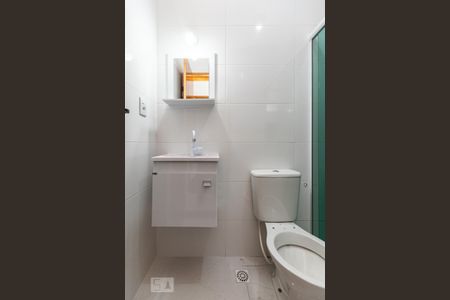 Banheiro  de apartamento para alugar com 2 quartos, 49m² em Vila Santa Inês, São Paulo