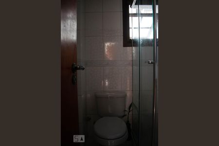 Banheiro de apartamento para alugar com 2 quartos, 60m² em Nonoai, Porto Alegre