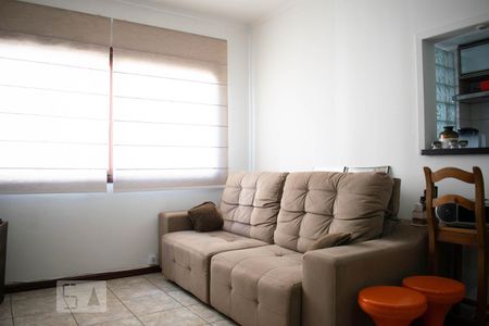 Sala de Estar de apartamento para alugar com 2 quartos, 60m² em Nonoai, Porto Alegre