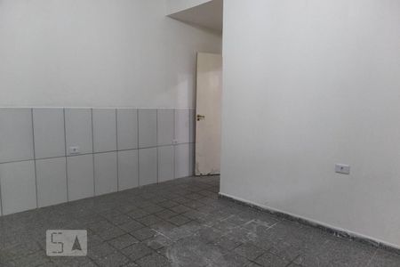 Quarto de casa para alugar com 1 quarto, 20m² em Jardim Joamar, São Paulo