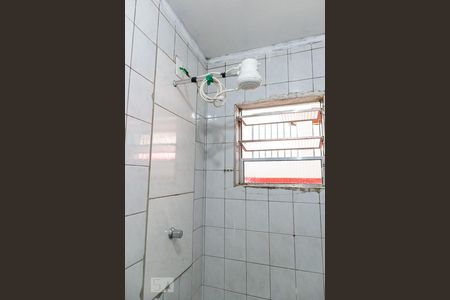 Banheiro de casa para alugar com 1 quarto, 20m² em Jardim Joamar, São Paulo