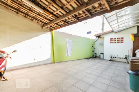 Casa à venda com 226m², 3 quartos e 4 vagasGaragem/Lavanderia