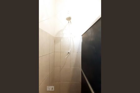 Casa de condomínio para alugar com 65m², 2 quartos e sem vaga Casa de condomínio para alugar com 65m², 2 quartos e sem vagaBanheiro Social