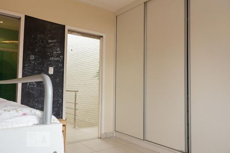 Casa para alugar com 140m², 2 quartos e 1 vagaSuíte 1