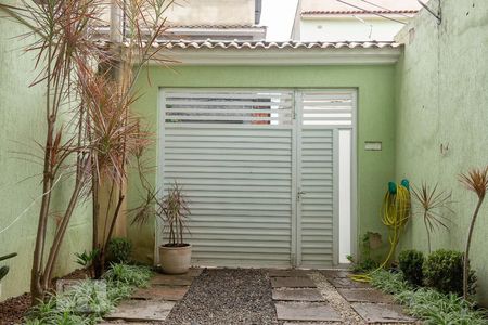 Casa para alugar com 140m², 2 quartos e 1 vagaQuintal da frente