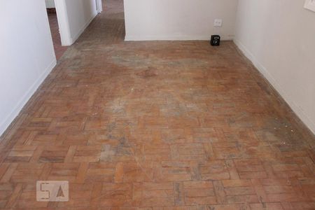 Sala de casa para alugar com 1 quarto, 60m² em Cambuci, São Paulo