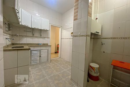 Apartamento à venda com 70m², 2 quartos e sem vagaCozinha