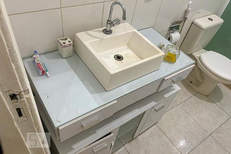 Apartamento à venda com 70m², 2 quartos e sem vagaBanheiro