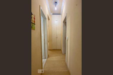 Corredor de apartamento à venda com 2 quartos, 70m² em Bonsucesso, Rio de Janeiro