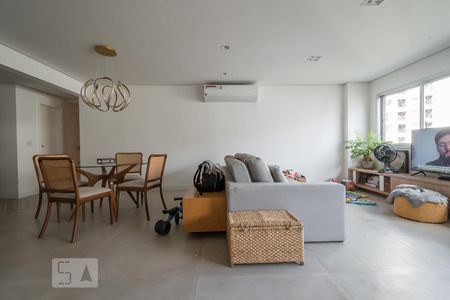 Apartamento à venda com 130m², 3 quartos e 1 vagaSala
