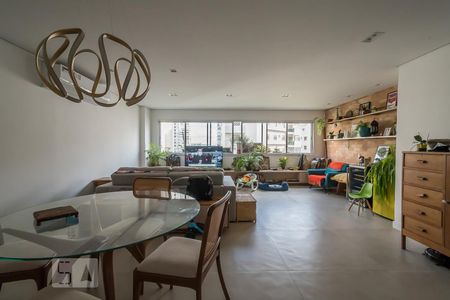 Apartamento à venda com 130m², 3 quartos e 1 vagaSala