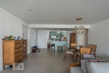 Apartamento à venda com 130m², 3 quartos e 1 vagaSala