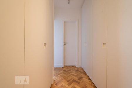 Apartamento à venda com 130m², 3 quartos e 1 vagaSuíte