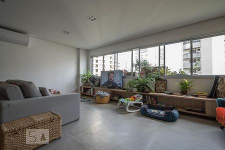 Apartamento à venda com 130m², 3 quartos e 1 vagaSala