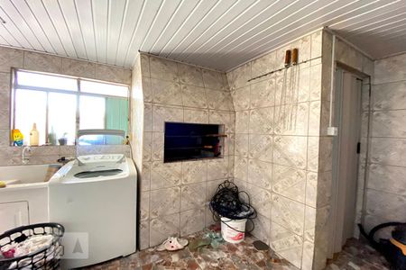 Casa à venda com 200m², 3 quartos e 2 vagasÁrea de Serviço e Churrasqueira