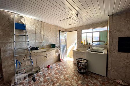 Casa à venda com 200m², 3 quartos e 2 vagasÁrea de Serviço e Churrasqueira