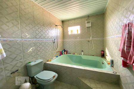 Casa à venda com 200m², 3 quartos e 2 vagasBanheiro Suíte