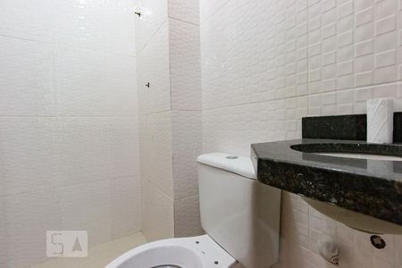 Apartamento à venda com 45m², 2 quartos e sem vaga Apartamento à venda com 45m², 2 quartos e sem vagaBanheiro