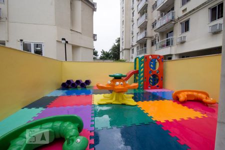 Apartamento à venda com 60m², 2 quartos e 1 vaga Apartamento à venda com 60m², 2 quartos e 1 vagaÁrea comum - Playground