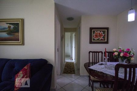 Sala de apartamento para alugar com 2 quartos, 60m² em Taquara, Rio de Janeiro