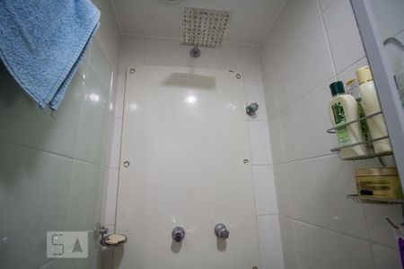 Apartamento à venda com 60m², 2 quartos e 1 vaga Apartamento à venda com 60m², 2 quartos e 1 vagaBanheiro Social