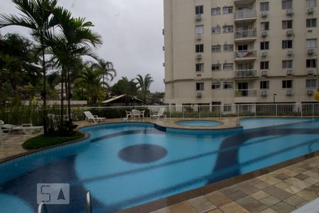 Apartamento à venda com 60m², 2 quartos e 1 vaga Apartamento à venda com 60m², 2 quartos e 1 vagaÁrea comum - Piscina