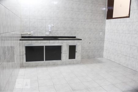 Casa à venda com 190m², 4 quartos e 1 vaga Casa à venda com 190m², 4 quartos e 1 vagaCozinha