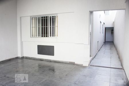 Casa à venda com 190m², 4 quartos e 1 vaga Casa à venda com 190m², 4 quartos e 1 vagaGaragem