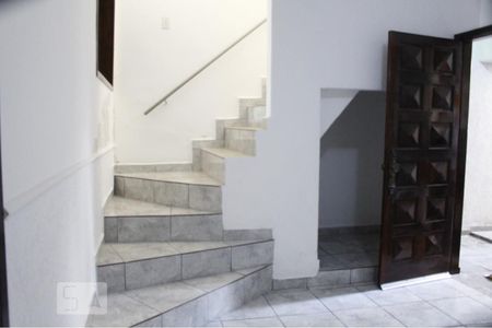 Casa à venda com 190m², 4 quartos e 1 vaga Casa à venda com 190m², 4 quartos e 1 vagaSala