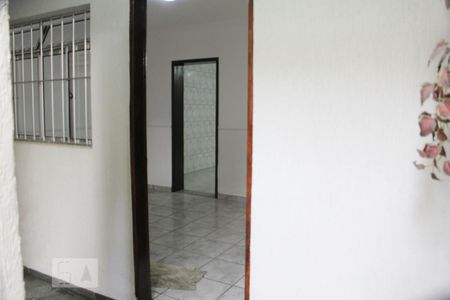 Casa à venda com 190m², 4 quartos e 1 vaga Casa à venda com 190m², 4 quartos e 1 vagaSala