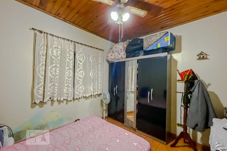 Casa à venda com 220m², 3 quartos e 2 vagasQuarto 2